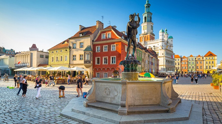 اقامت لهستان